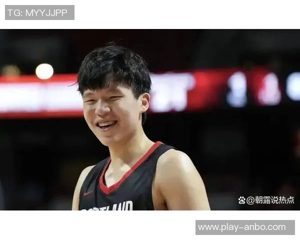 克林根表现出色零失误零罚球高效砍下18分11篮板展现强硬拼搏精神