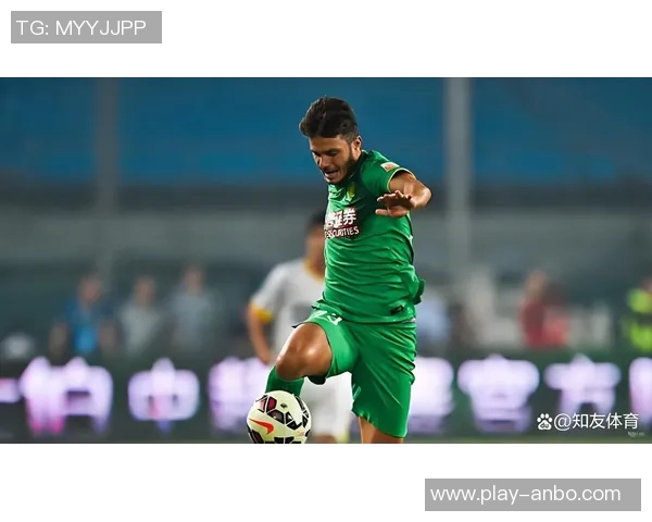 巴乙银靴克莱伯今日傍晚抵达云南助力球队新征程 巴乙银靴克莱伯今日傍晚抵达云南助力球队新征程